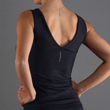 camiseta Endless Curve negro