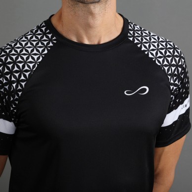 camiseta Endless Feisty Geo negro blanco