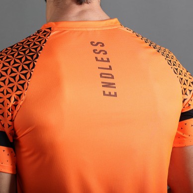camiseta Endless Feisty Geo naranja