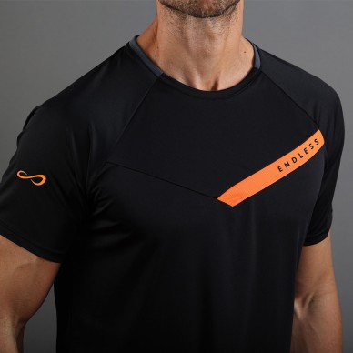 camiseta Endless Tracer negro naranja