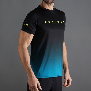 camiseta Endless Ace Degrade negro petróleo
