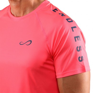 Camiseta Endless Feisty Iconic rosa