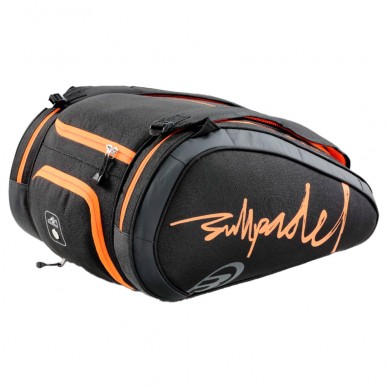 Paletero Bullpadel BPP-25005 Ionic negro 2025
