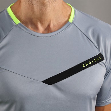 Camiseta Endless Tracer gris