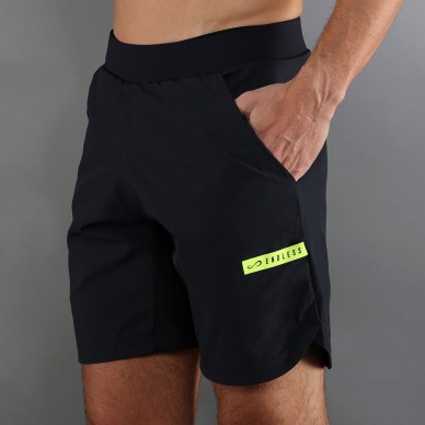 Short Endless Swift negro amarillo