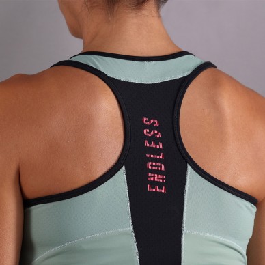 Camiseta Endless Mile verde forest