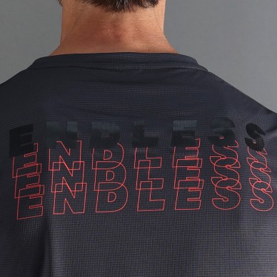 Camiseta Endless Ace Rush titanio