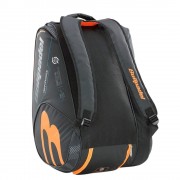 Paletero Bullpadel BPP-21002 Mid Capacity Negro Naranja