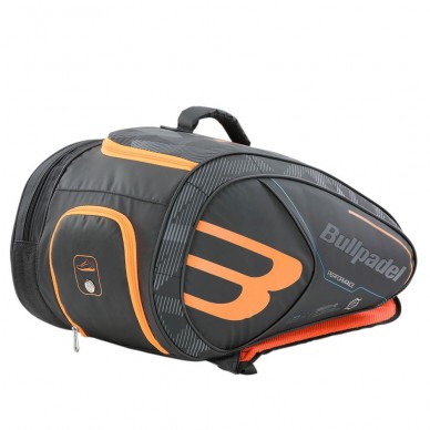 Paletero Bullpadel BPP-21002 Mid Capacity Negro Naranja