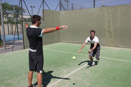 Entrenando la velocidad de reacción en pádel