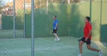Cómo jugar a pádel contra jugadores más buenos que nosotros